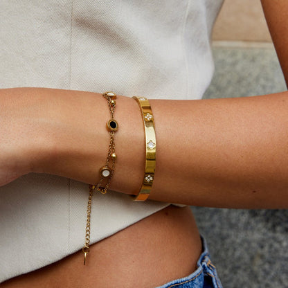 Gold Clover Bangle