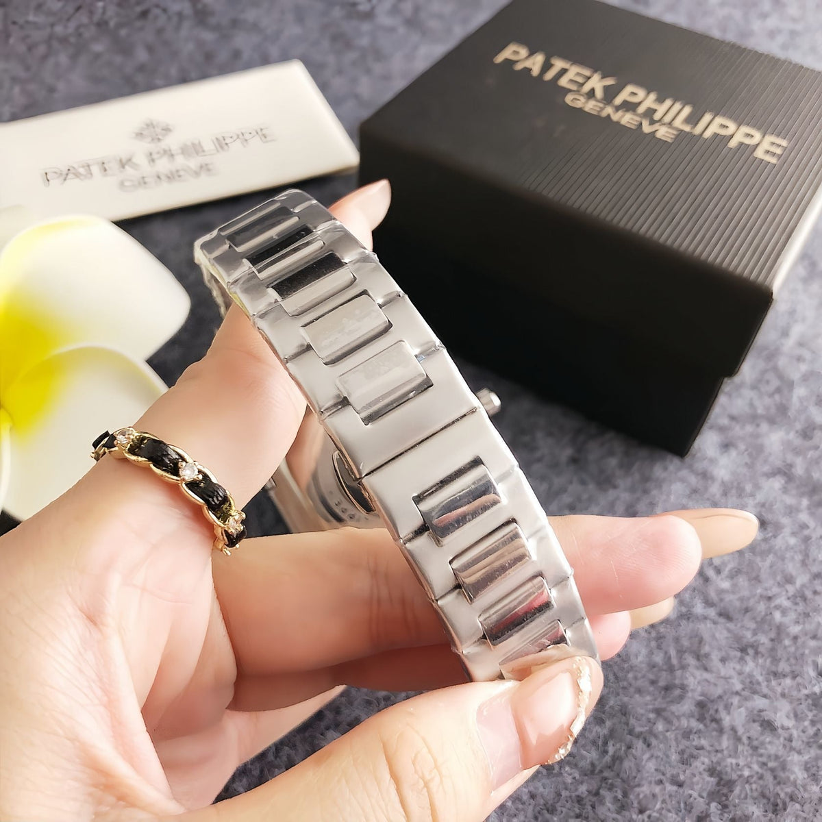 PP Zurich Signature Watch