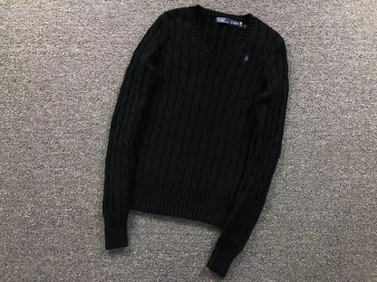 RL - Classic Cable V-Neck Sweater