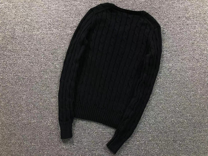 RL - Classic Cable V-Neck Sweater